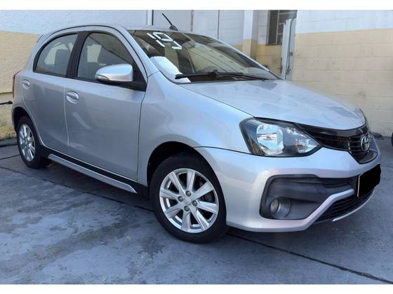 TOYOTA ETIOS 1.5 X PLUS 16V FLEX 4P AUTOMÁTICO